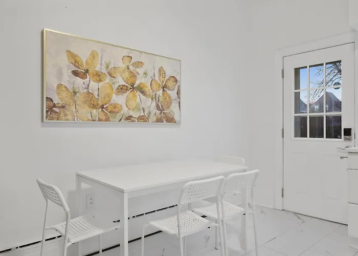 Bloomfield/shadyside @v Modern And Bright Private Bedroom With Shared Bathroom Pittsburgh